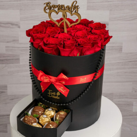 Dulce Amor Red Enamorados flowers red box