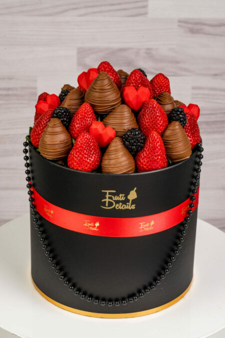 Delicious Chocolate Covered Berries  Send Him Chocolate Covered strawberries for all occasion in Miami fl. we make delicious box with Sweet fruit as Blueberries are the perfect, Send Chocolate Covered Berries for Get Wells or Thanks you gift.