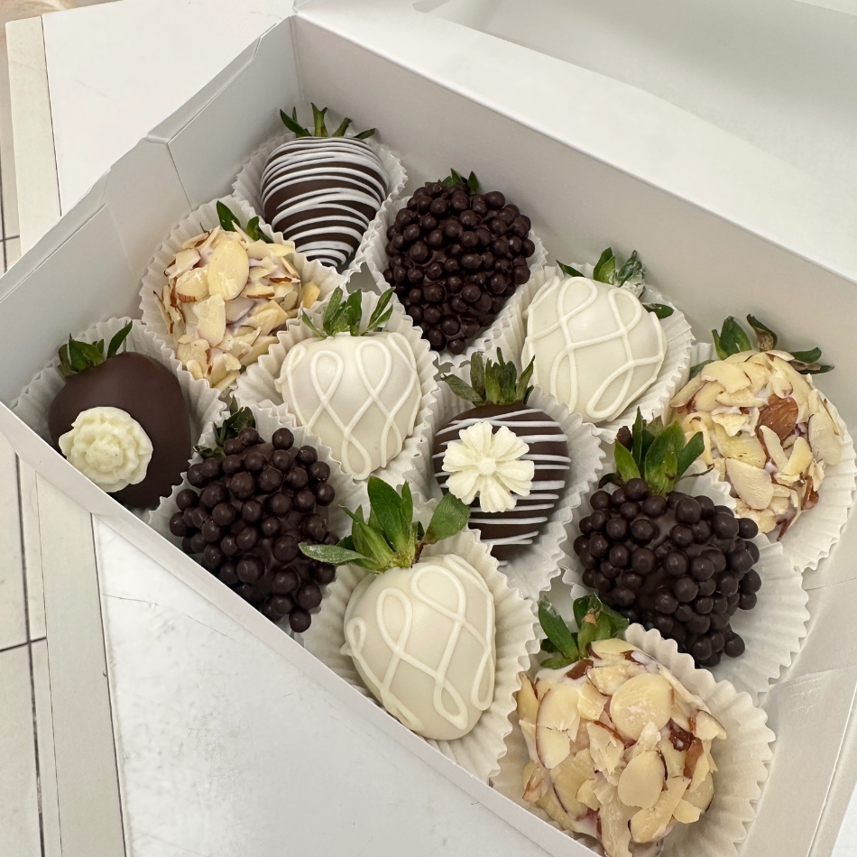 Gourmet Gifts | Sweet Desire Chocolate Covered Strawberries - Blooms New  Jersey
