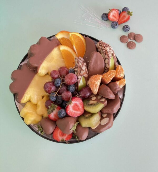 Fruit plate, Fruit birthday #fruitcake #fruitbirthday "fruit,cake!" "fruit, birthday!"